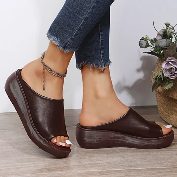 Papuci Femei de Vară Stil Etnic Pană cu Gură de Pește Un Cuvânt Drag Tort cu Fund Gros Pantofi pentru Femei 2023