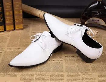 A subliniat pantofi de piele alb și negru din piele respirabil business casual pantofi la modă pentru bărbați banchet de nuntă pantofi pantofi țesute
