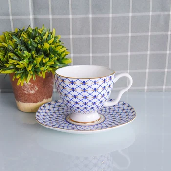 Ceramica Flori Ceașcă de Ceai și Farfurie Cadou Restaurant Ceaiul de după-Amiază Cupa de Aur de Frontieră Os de Portelan Cana de Cafea si Farfurie Set
