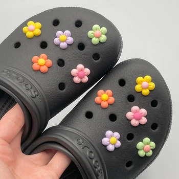 Nou Original Galben Roz Violet Flori de Pantofi Farmecele Pentru Saboti Crocs Accesorii DIY Moda pentru Femei Papuci Decor de Pantofi Ace